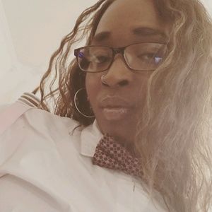 Meet your Posher, Tajma